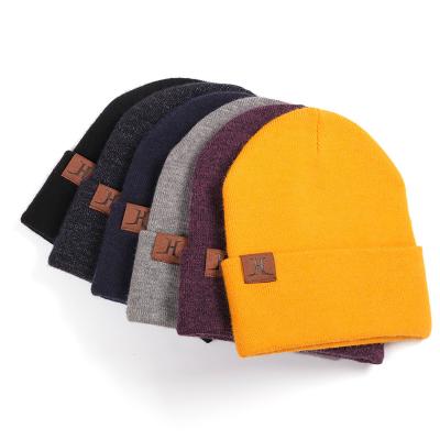 China 2021 Fashion Winter COMMON Hats Acrylic Nylon Polyester Knitting Beanie Hats Women Winter Outdoor for sale