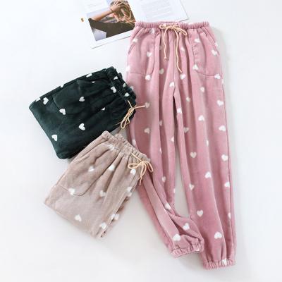 China Ladies Warm Winter Polka Dot Printed Flannel Plaid Women Jogger Sleeping Pants for sale