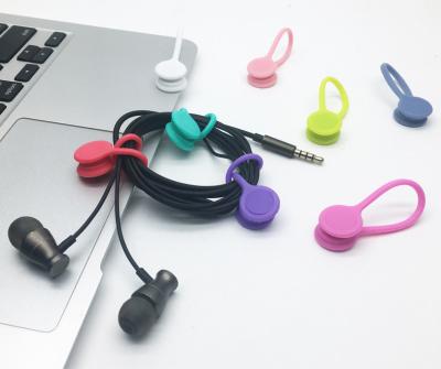 China Earphone Cable Winder Custom Silicone Logo Magnetic Clip Cable Twist Ties for sale