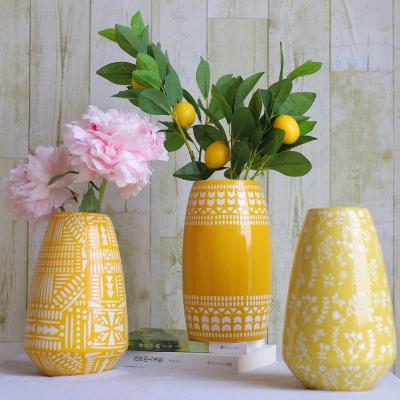 China (1300 Degrees) Home Decor Center Table High Temperature Fired Bohemian Modern Flower Vase For Garden Decoration Gifts for sale