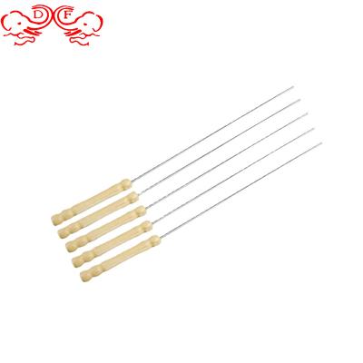 China Easily Cleaned DF Chamber of Commerce BBQ Skewers Kebab Skewers Grill Roasting Sticks with Wooden Handle Stainless Steel BBQ Needle for sale