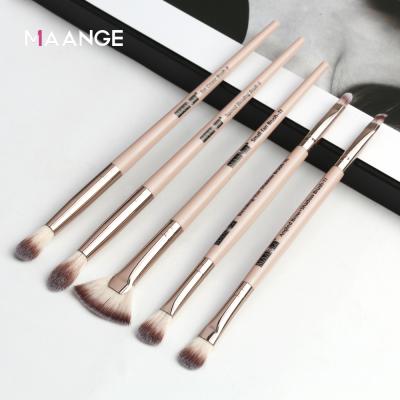 China Angular Blush Low Price Face Eye Brushes Makeup Wash Wholesale Facial Brush Makeup Set for sale