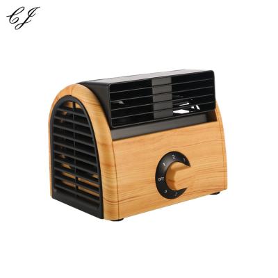 China Hotel New Style Portable Powerful Office Desk Fan For Quiet Office for sale