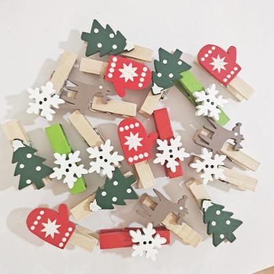 China 50 Pcs Eco-friendly Popular Lovely Christmas Wooden Pegs 3.5cm for sale