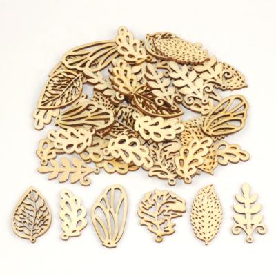 China Small Chips China Wood Chips Sheets Mixed Shape Wood Laser Cut For Decoration for sale