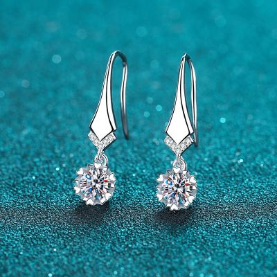 China Micro Arrangement Moissanite Diamond Earrings s925 Sterling Silver Stud Earrings Classic Fashion Custom V Shape Earring for sale