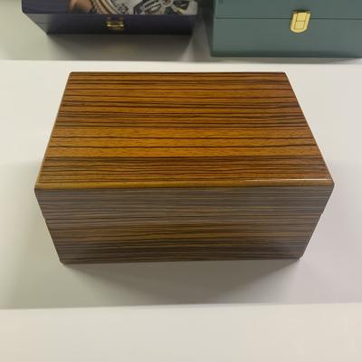 China High Quality Glossy Private Case Eco-friendly Logo Wood Luxury Watch Packaging Box Lacquer Watch Box Gift Storage Box for sale