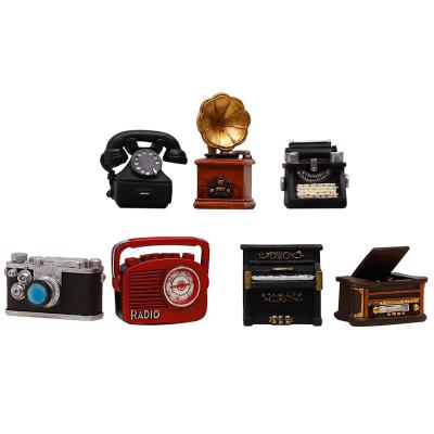 China American Vintage Style Art Industrial Style Mini Telephone Piano Model Ornament Resin Craft Home Radio Decoration for sale