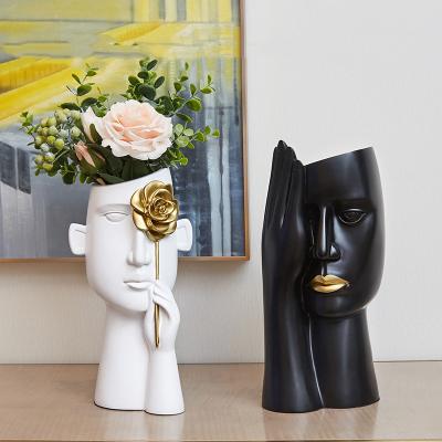 China Creative Storage Vase Nordic Art Resin Decoration Home Decor Universal Home Items for sale