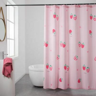 China High Quality Durable Strawberry Print Design Waterproof Polyester Quick Drying Shower Curtain for sale