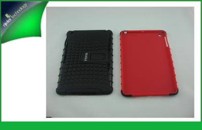 Cina PC rosso + oild di gomma che ricopre i mini casi protettivi di Ipad, copertura del PC della compressa di Kickstand in vendita