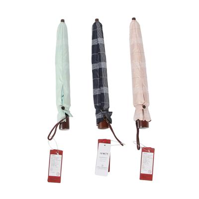 China Modern Cheap Price 2 UV Plaid Color Times Umbrella With Sleeve for sale