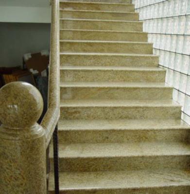 China Modern Customized Different Design Yellow Granite Steps , Stone For Indoor^ for sale