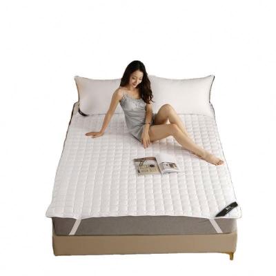 China 240GSM Honeycomb Eco-friendly Fabric Non-slip Thickien Mattress Protector Cover for sale