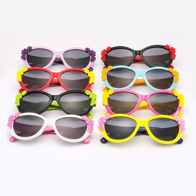 China Fashion Environmental Friendly Children Polarized Eyewear Silicone Kids Sunglasses Girls Shades UV400 Sunglasses for sale