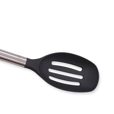 China Sustainable Hot Sale New Design Nylon Kitchen Tools With Stainless Steel Handle for sale