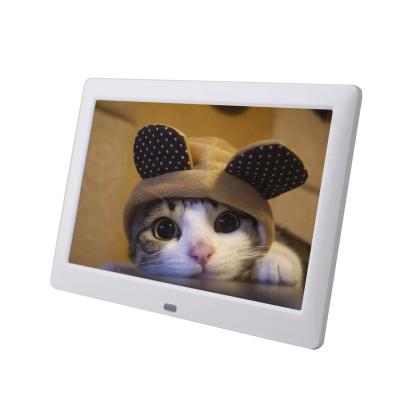 China Full Hd Wifi Picture Frame Hanging Wall Mount LCD Digital Photo Frame for sale