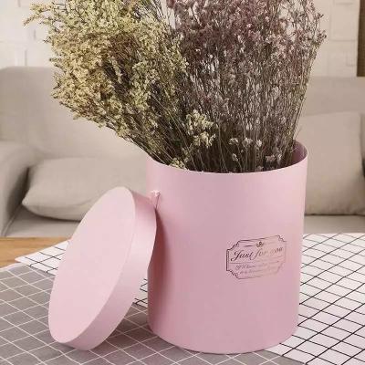 China Customized flower box paper hat round box for roses packaging for sale