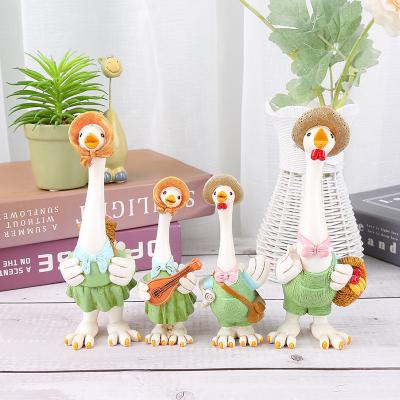 China Cute Swan Home Resin Couples Europe Resin Couples Decorations Hot Home Crafts for sale