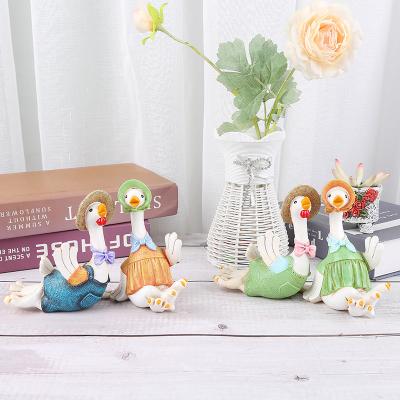 China Europe best selling creative cute and hot country swan resin doll crafts couple decoration couples for sale