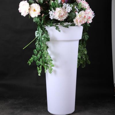 China Modern Rechargeable Spin Mount RGB 16 Colors Changing PE Material Luminous LED Flower Pot for sale