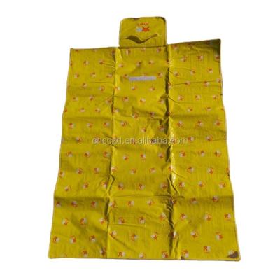 China NC Portable Yellow Cheap Laminated Promotional Non Woven Mat Foldable Bag Picnic Beach Barbecue; ZHE as customized color for sale