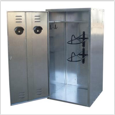 China European saddle locker with western rack for sale