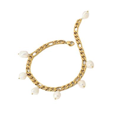 China TRENDY Anti Tarnish 316L Stainless Steel Jewelry 18k Gold Plated Baroque Figaro Link Chain Pearl Charm Freshwater Anklet For Women for sale