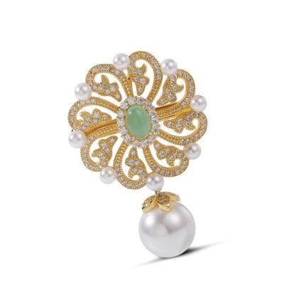 China Classic New Fashion Luxury Flower Shape With Pearl Drop Brooch For Women's Costume Jewelry for sale