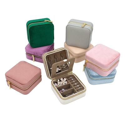 China Portable Jewelry Organizer Case Dropshipping Girls Travel Necklace Jewelry Box Mirror Velvet Jewelry Box for sale