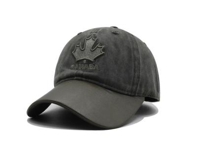 China Cotton Maple Leaf Embroidered Baseball Caps 6 Panels Classic Outdoor Multi Color for sale