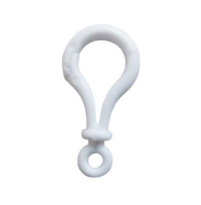 China Wholesale Plastic Low Price Color PP Toy Hook Apparel Accessories Rotating Hook Buckle for sale