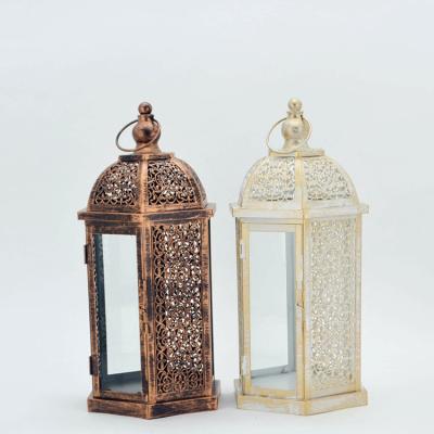 China Hot Sale Home Decoration Vintage Iron With Gold Brush Outdoor Candle Lanterns Candle Lanterns On Sale for sale