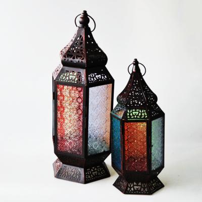 China Wedding Home Wholesale Decoration Indoor Moroccan Lamp With Embossed Glasses for sale