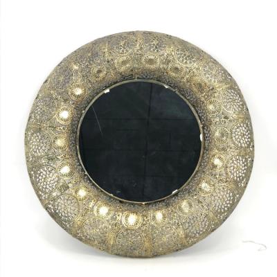 China Creative Handmade China Metal Round Wall Mirror For Home Decoration for sale