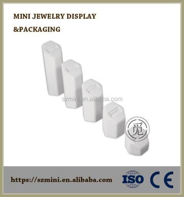 China Simple Leatherette Individual Ring Combination Jewelry Display Display White for sale