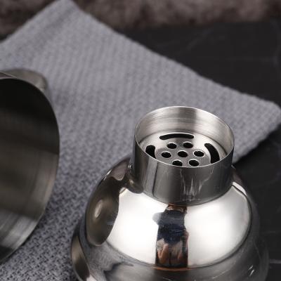 China Sustainable premium quality 25oz stainless steel cocktail shaker bar accessories coqueteleira bartender for sale