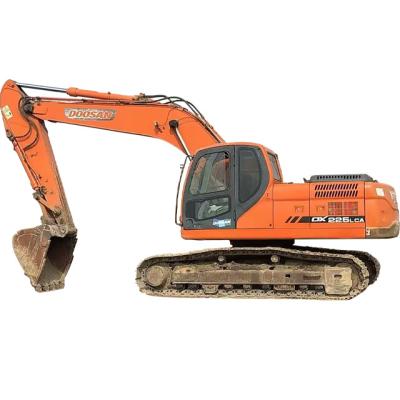 China 1.2 m3 Capacidad de cubo Excavadora Doosan DX225 Perfecta para sus proyectos de construcción en venta