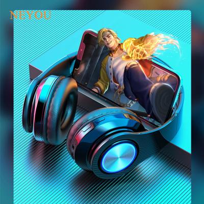 China 3.5mm/Bluetooth/TF Card LED High Quality Soft PVC Wired Bluetooth TF-Card Noise Canceling Music Gaming Headset Volume for sale