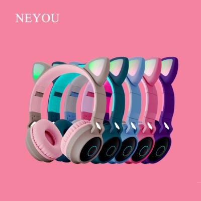 China Perfect Sound Fashion 2021 Wireless Earphone Longevity 400mh Top Selling Bluetooth Noise Canceling Earphone Wireless Headset for sale