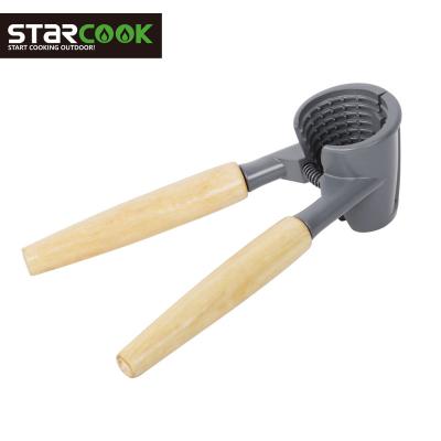 China Factory Wholesale Stocked High Quality Dukes Easy Quick Cashew Cracker Heavy Duty Tool With Wooden Handle for sale