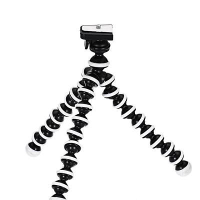 China Universal 360 Degree Rotation Smartphone Sports Camera Holder with Clip Mini Octopus Tripod Mobile Phone Holder Gorillapod Tripod for iPhone Samsung for sale