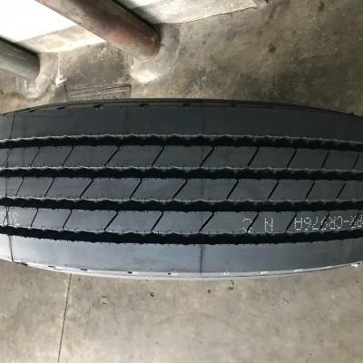 China Natural Rubber CHAOYANG 315/80 22.5 8R22.5 9R22.5 11r22.5 12R22.5 13R22.5 295/80r22.5 truck tyres for vehicles truck for sale