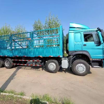 China SIONTRUK HOWO 8*4 LHD Chinese Famous Brand 31-40 Ton 103500x2550x3450mm cargo trucks van for sale 103500x2550x3450mm for sale