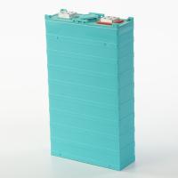 China Prismatische wieder aufladbare LFP Batterie 3.2V 100Ah mit Kunststoffkoffer zu verkaufen