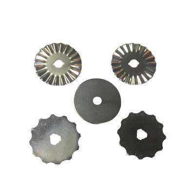 China 2022 Quick-change Point 45*0.3MM SKS-7 SK5 45mm Full Set Fashionable Rotary Cutter Blades for sale