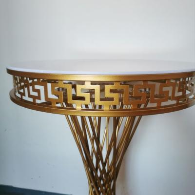 China Hot sale iron art table gold cake stand cake table for wedding decoration for sale