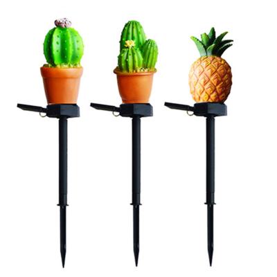 China Garden Amazon Hot Selling High Quality Wholesale Hot Cacti Cactus Decoration Solar Lawn Light Lamp for sale