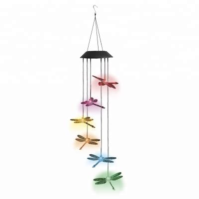 China Garden Color Changing Dragonfly Solar Wind Chime Outdoor Decorative Romantic Hanging Solar Garden Light for sale