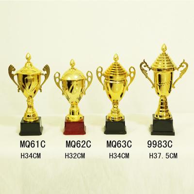 China Worldwide Hot Selling Honorable Souvenir Gift Metal Gold Top Quality Large Size Trophy Cup for sale